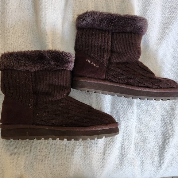SKECHERS brown winter fuzzy boots Size 9 - Picture 1 of 5